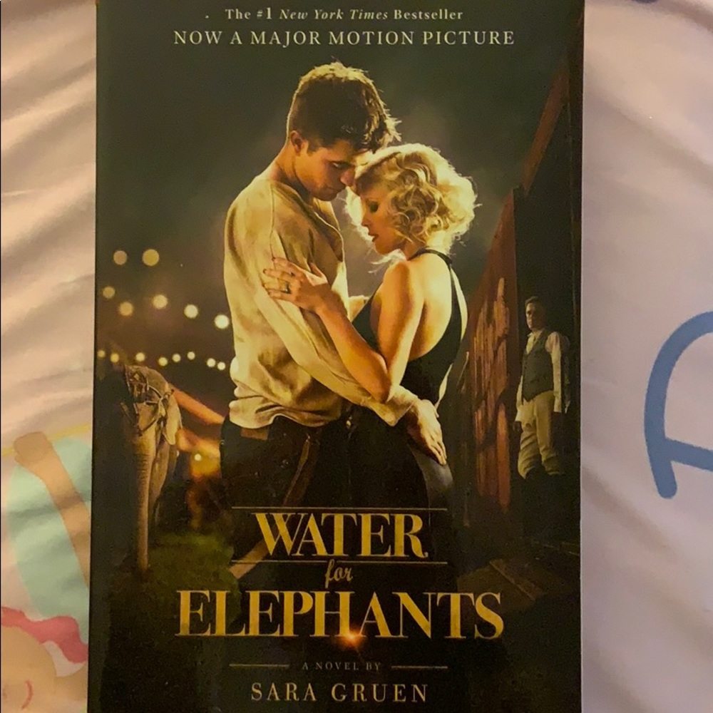 Water for Elephants book by Sara Gruen